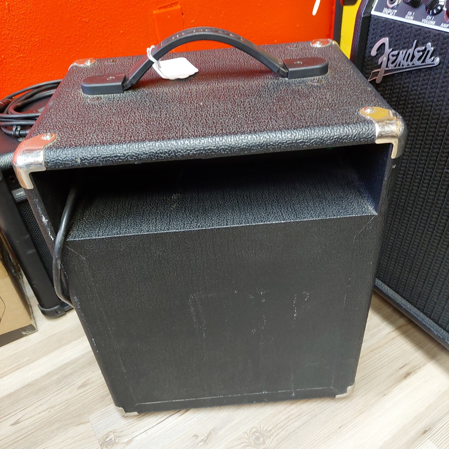 2000's Acoustic B10 Bass Amplifier