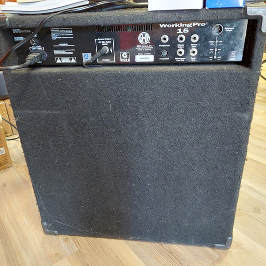 2000's SWR WorkingPro 15 200watt Bass Amplifier SN# M1478275