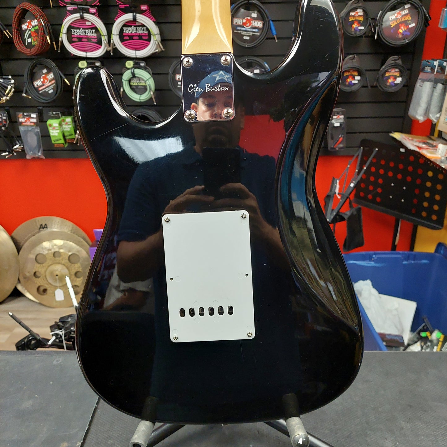 GLEN BURTON HSS ELECTRIC GUITAR (USED)