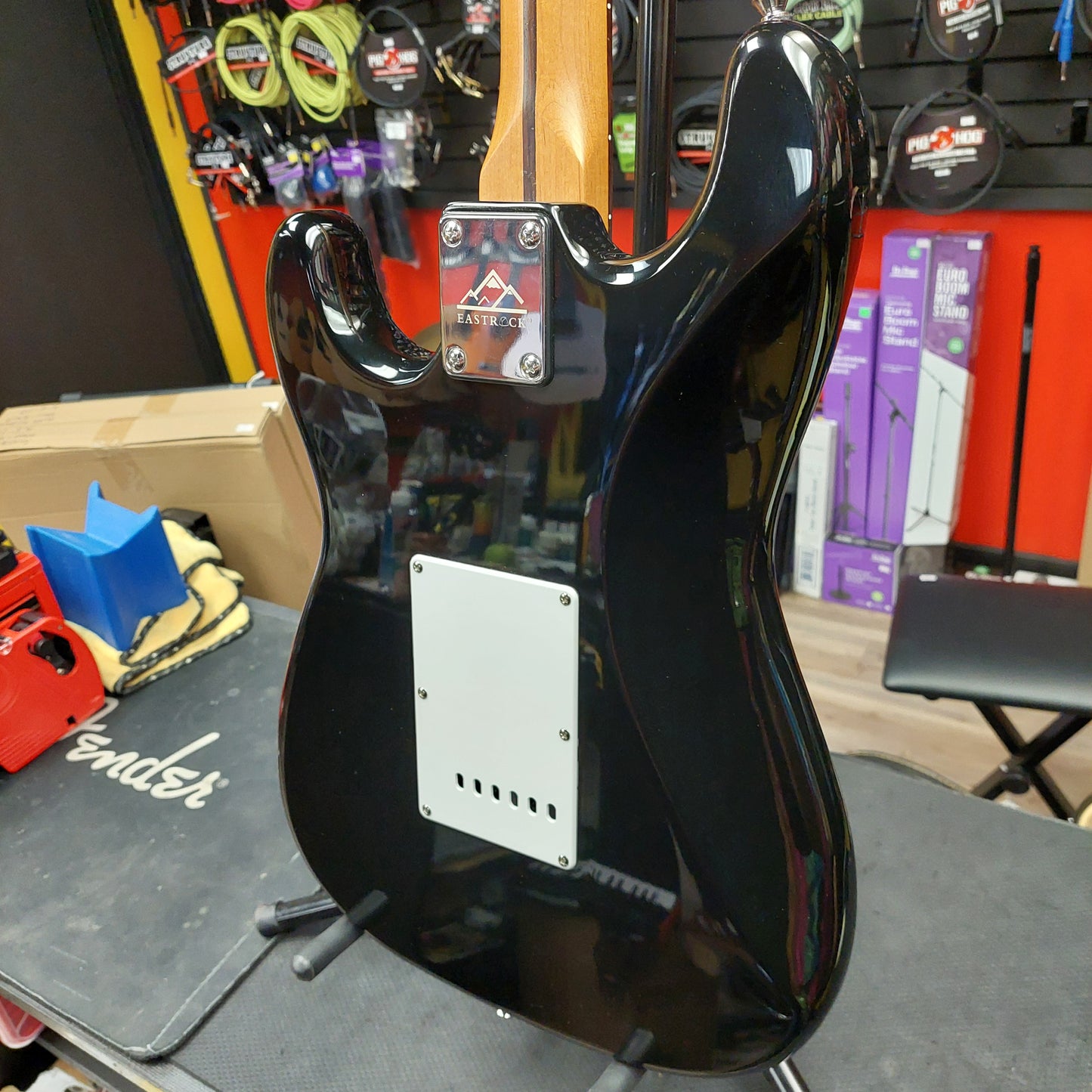 EASTROCK Electric Guitar - Black w/ Gig Bag SN # JD202201262000