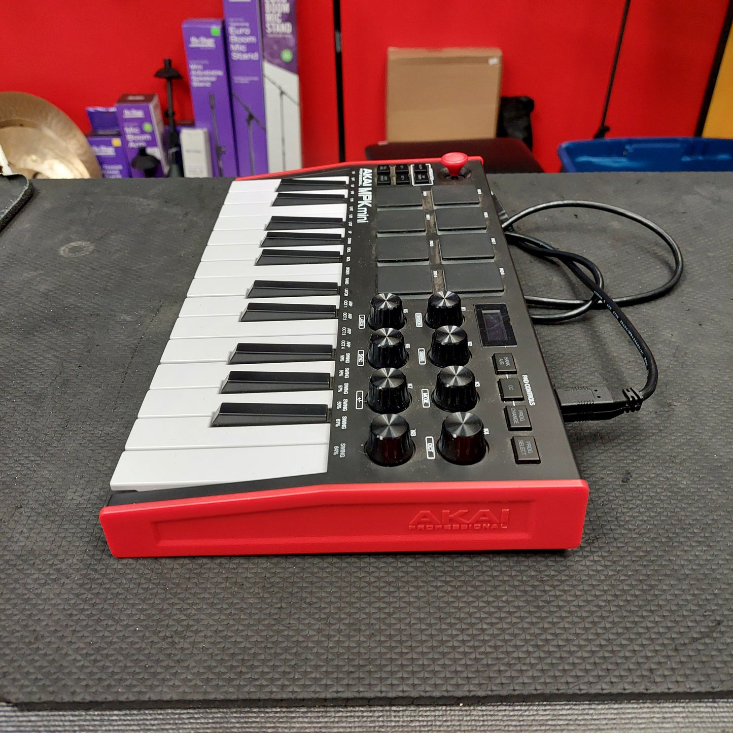 AKAI MPK mini Midi Keyboard (USED) SN# (21)E82307248730121