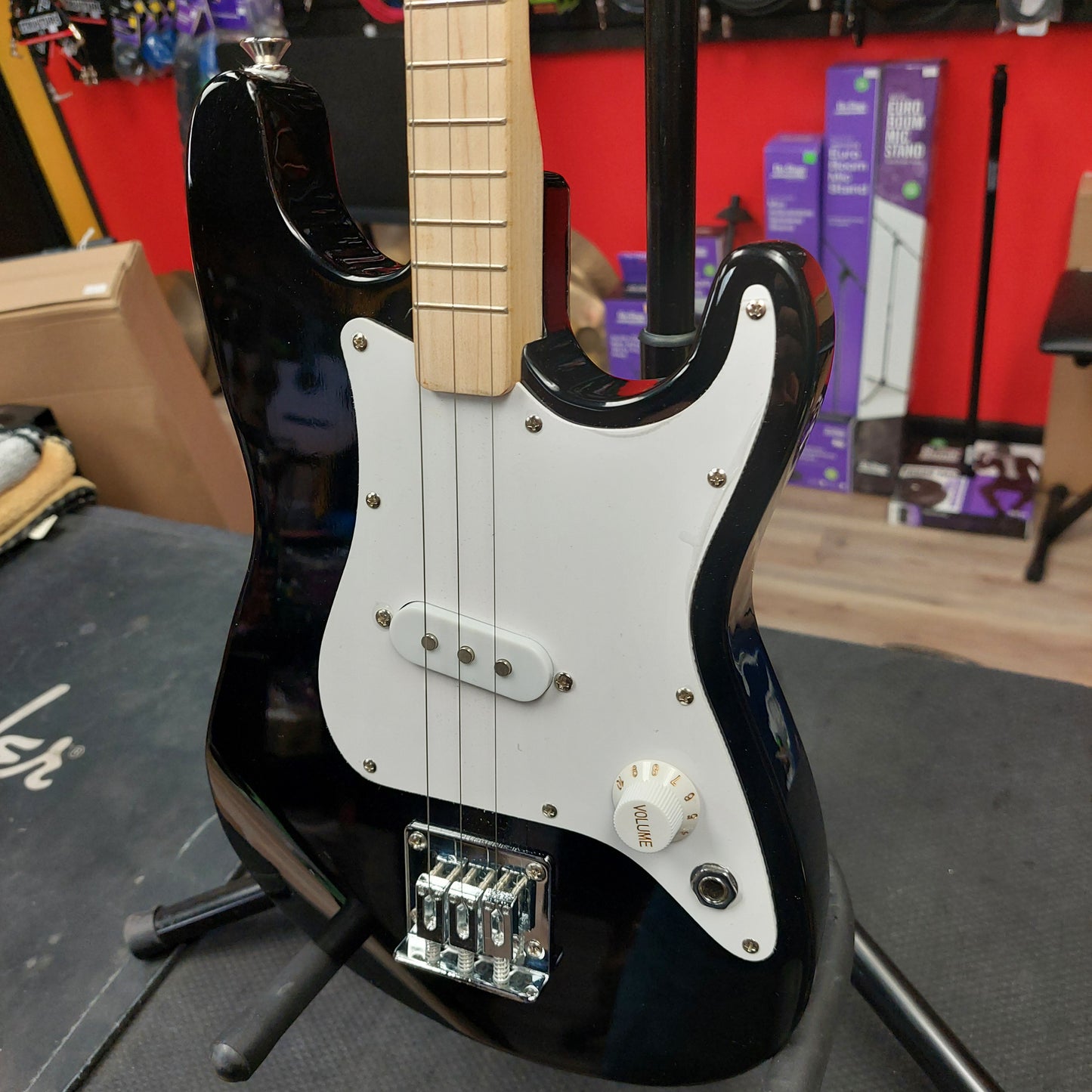 Fender Stratocaster by Loog 3-String Guitar w/ Gig Bag - Black (USED)
