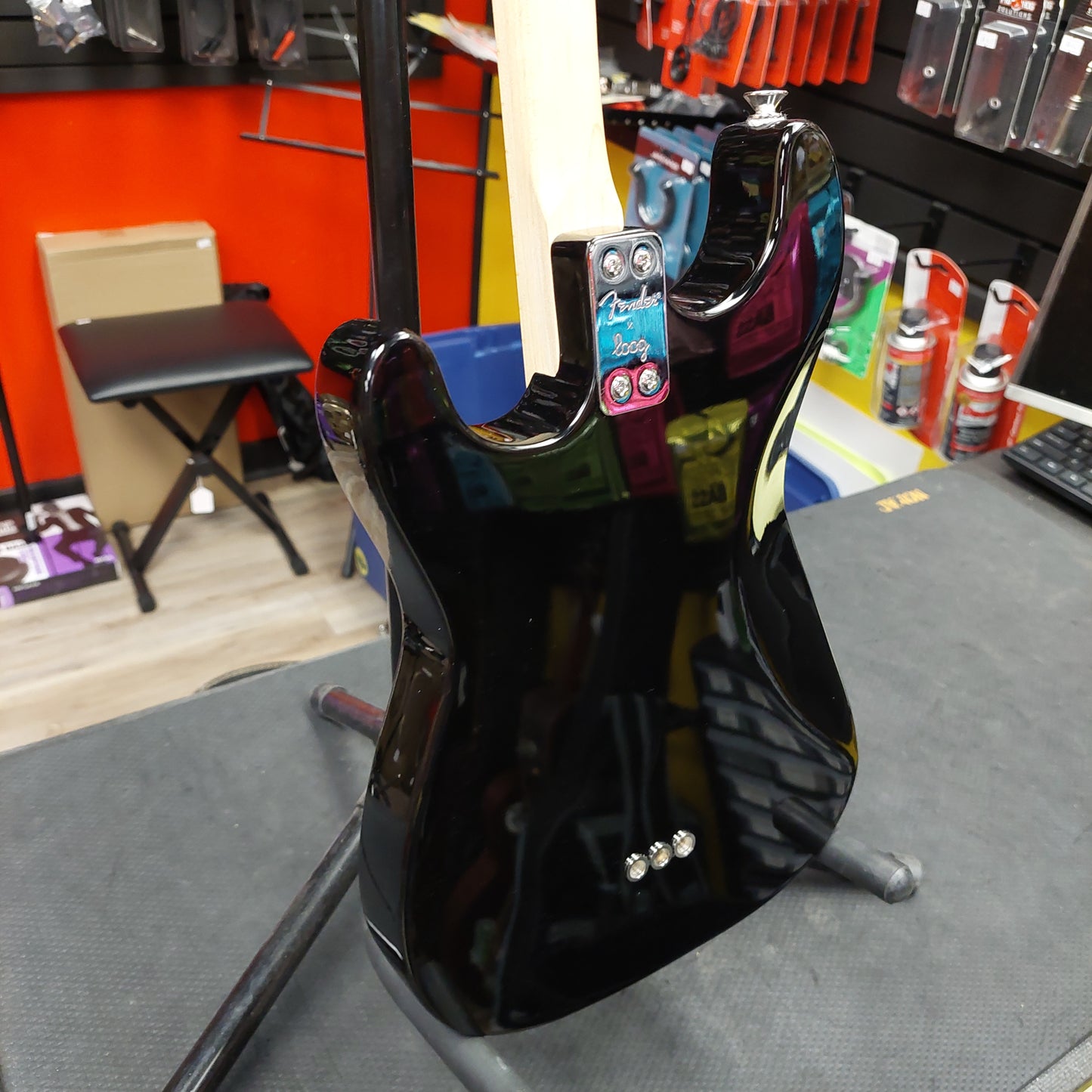 Fender Stratocaster by Loog 3-String Guitar w/ Gig Bag - Black (USED)