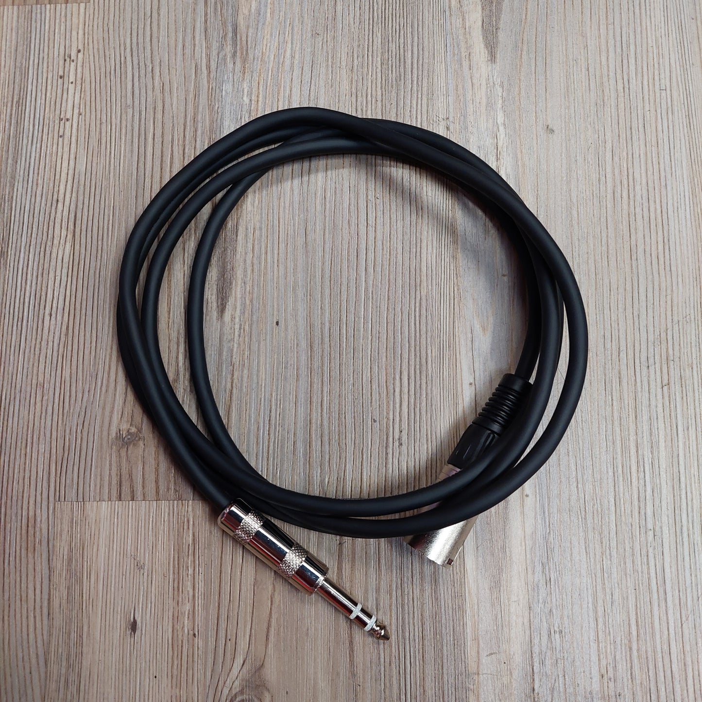 XLR Female to 1/4 Male Cable - Black (USED)