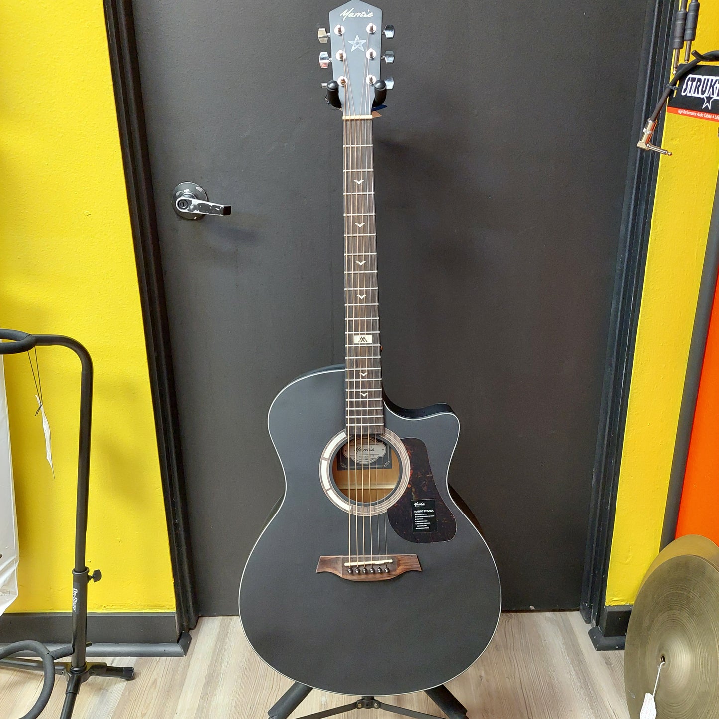 Mantic GT-1GCBK OM Acoustic Guitar - Black