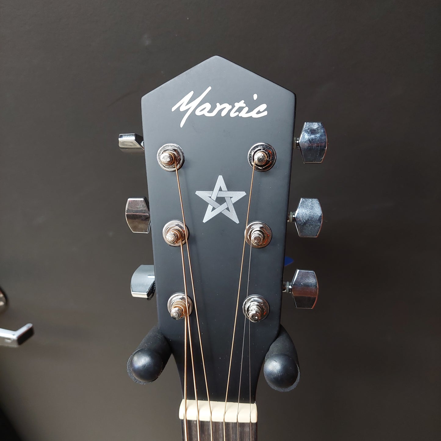 Mantic GT-1GCBK OM Acoustic Guitar - Black