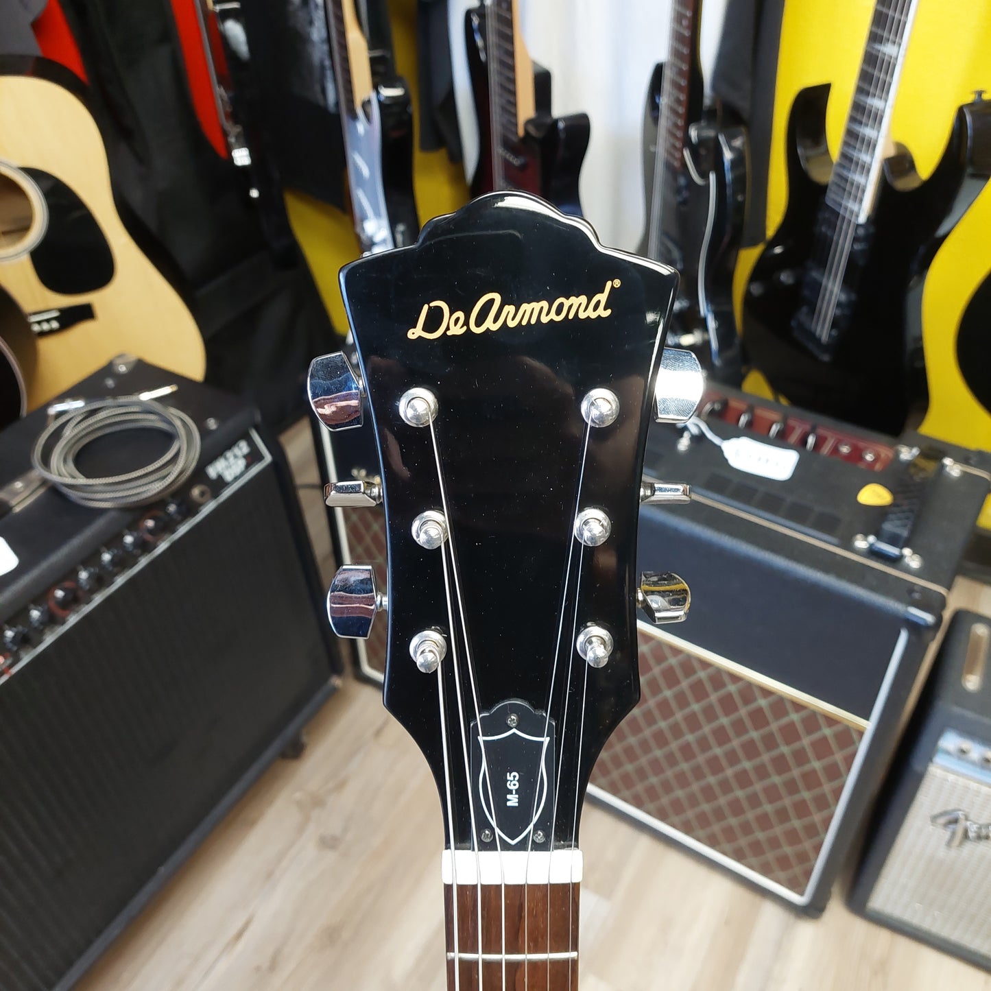 1999 De Armond M-65 Electric Guitar - Tobacco Sunburst SN# IC99039683