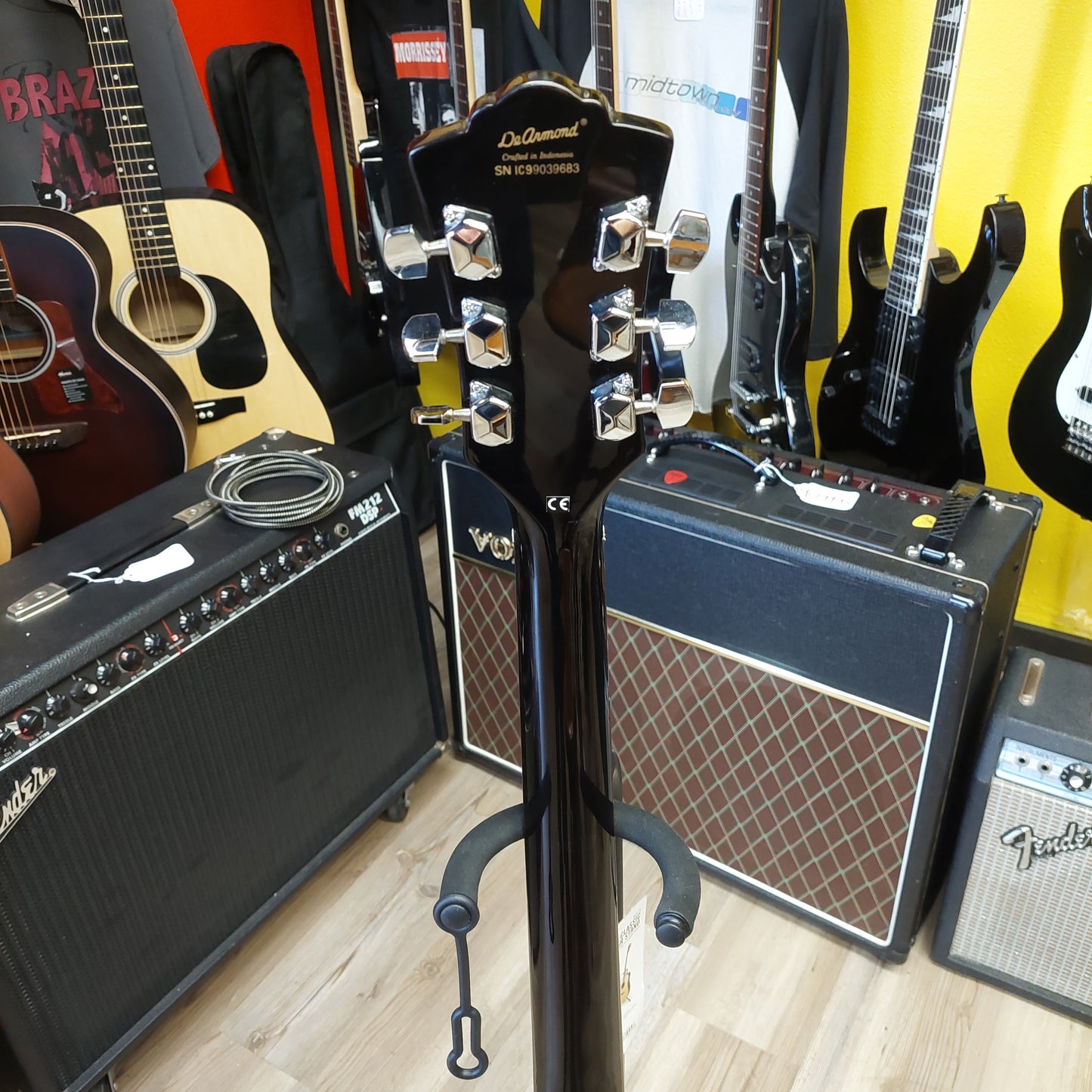 1999 De Armond M-65 Electric Guitar - Tobacco Sunburst SN# IC99039683