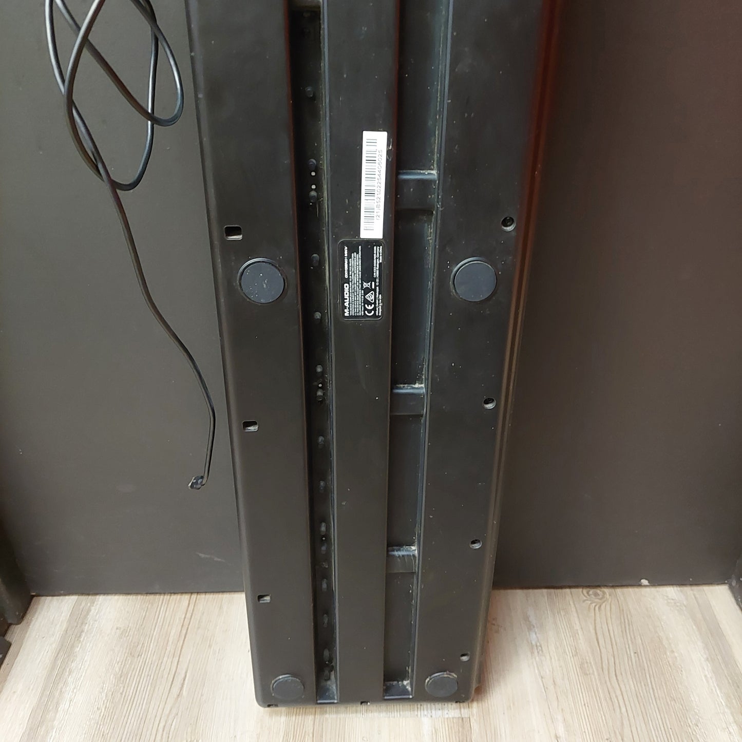 M-Audio Oxygen 61 Midi Keyboard (USED) "Sold As Is" (Power Button Stuck on On Position & Missing 1 Slider Knob) SN# (21)B5210544062