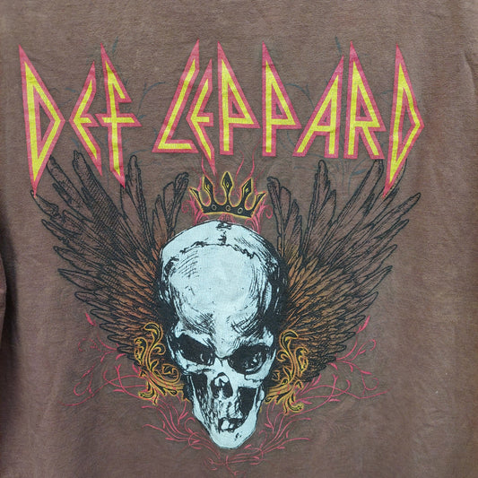 2017 Def Leppard Crown Skull Logo T-Shirt - Light Brown - XL (USED)