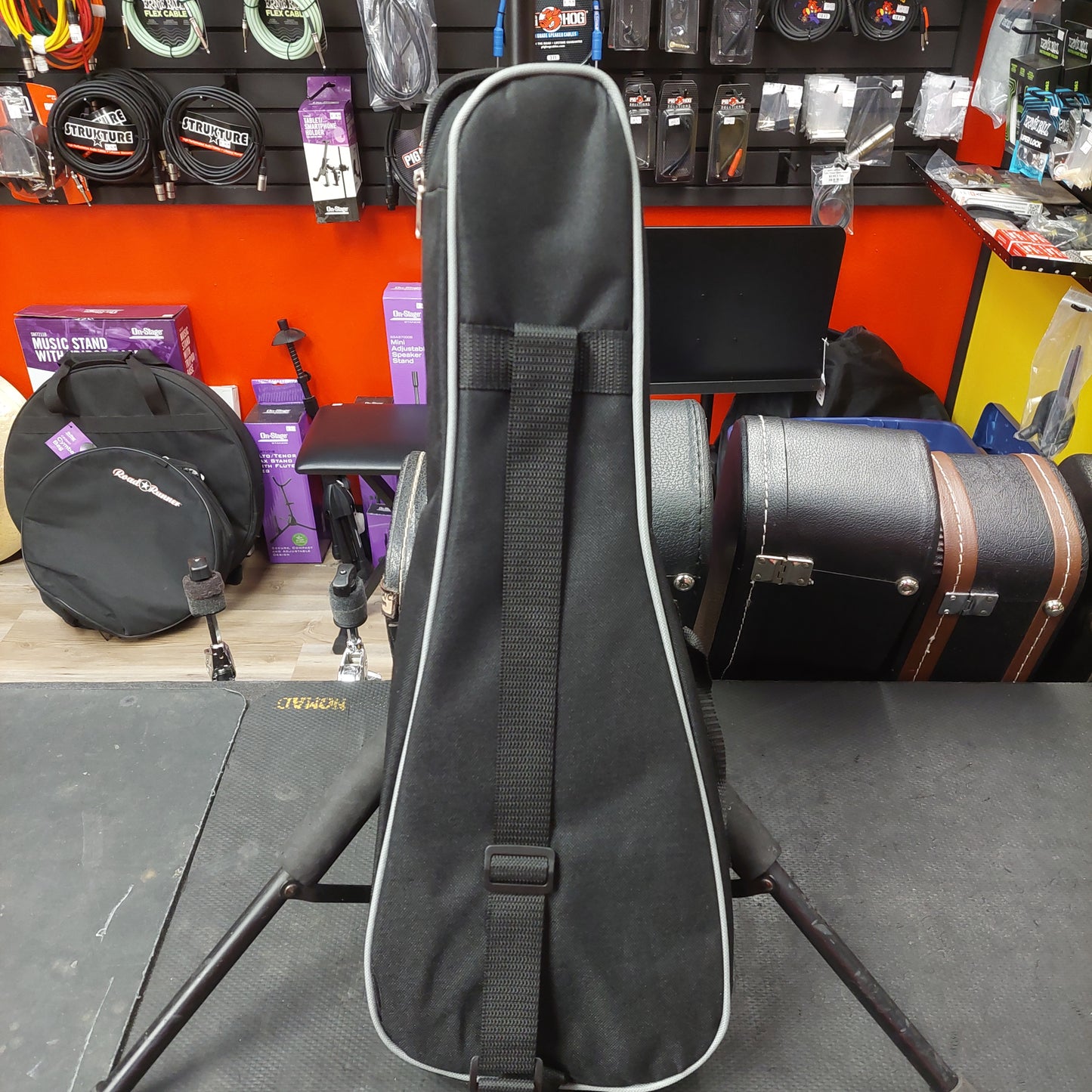 Victory V-21N Soprano Ukulele - Mahogany w/ Victory Gig Bag & Strap