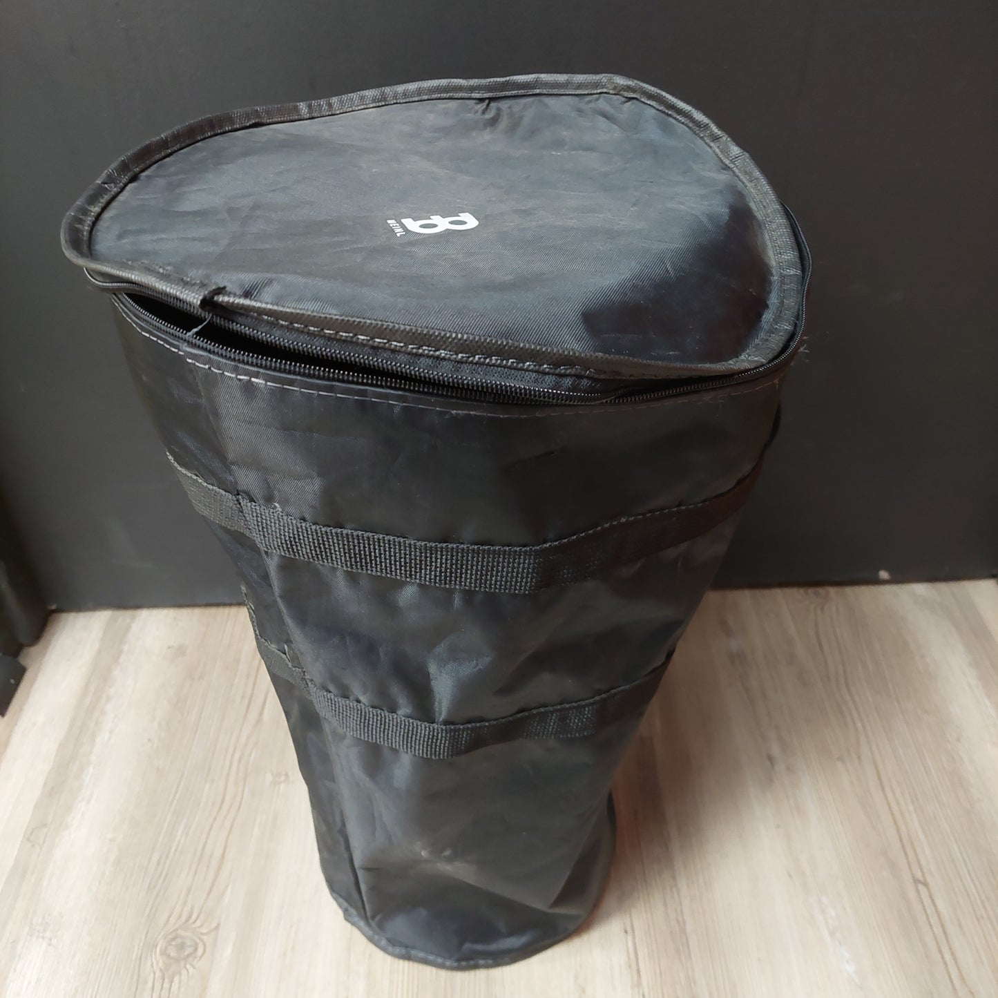 Meinl HM-3000 Doumbek w/ Extra Head & Gig Bag - Black (USED)
