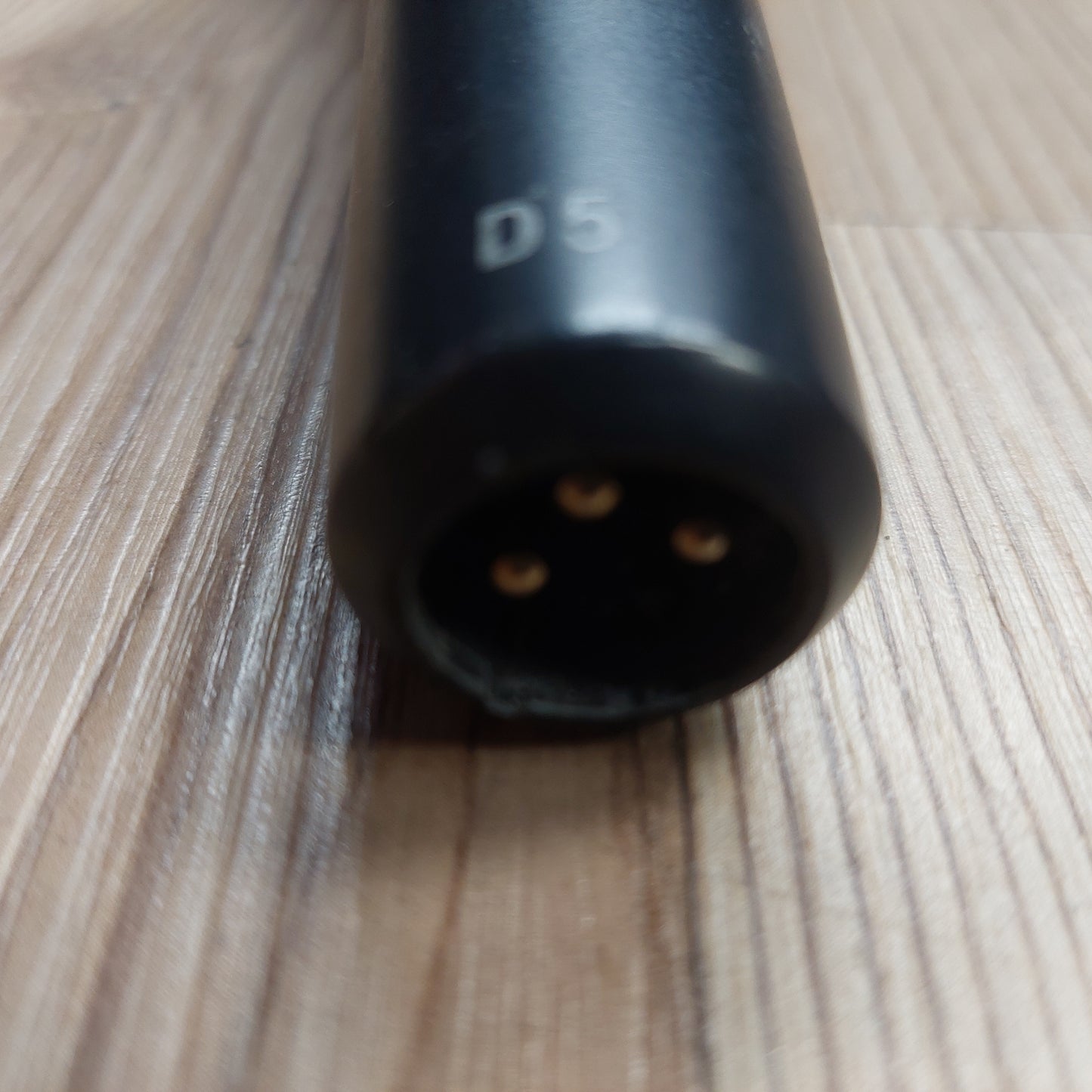 AKG D5 Vocal Dynamic Microphone - Black (USED)