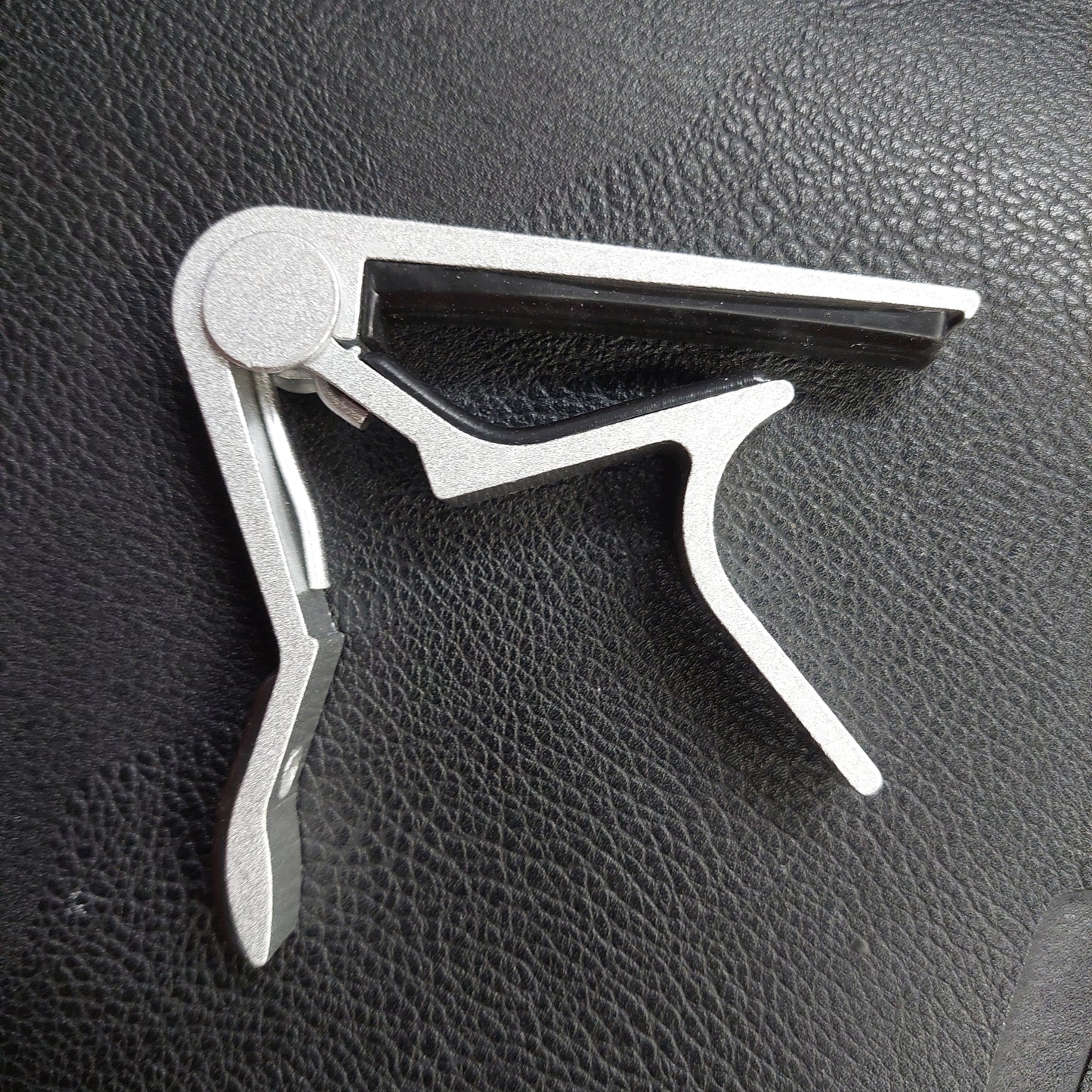 Guitar Capo for Acoustic Or Electric Guitar - Silver