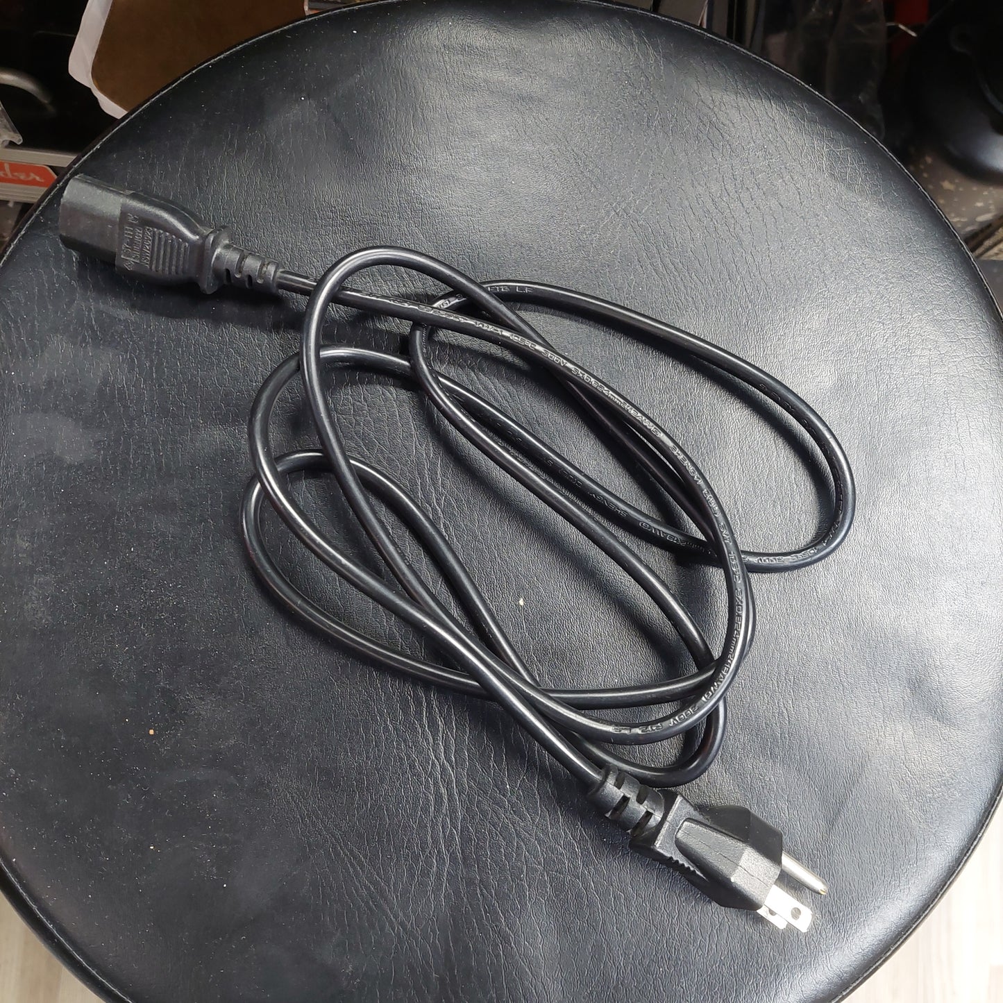 2021 Ampeg RB-210 Rocket Bass Combo Amplifier, 500 watt, 2x10” Speakers (USED) SN# (21)RB51F7218000682