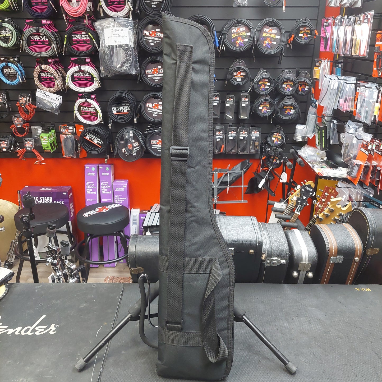 2020's Traveler Guitar ULB1716 4-String Bass Guitar - Black w/ Gig Bag