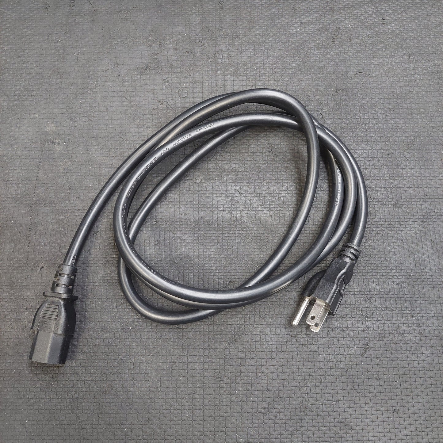 HeadRush FRFR-108 2000W Full-Range Flat Response 1x8" Powered Cabinet w/ Power Cable (USED) SN#(21)A4250626193081