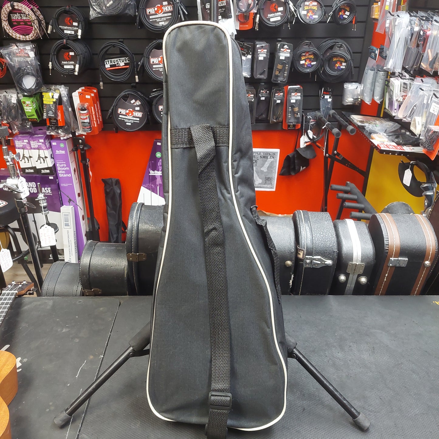 YAEL Tenor Ukulele Size: 26 w/ YAEL Gig Bag
