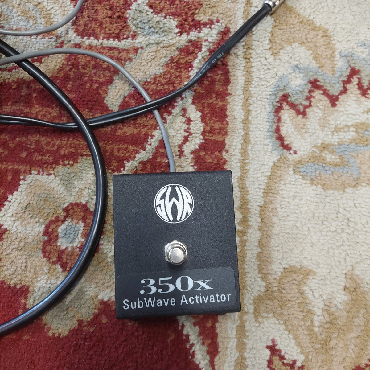 SWR 350X Professional Bass Amplifier Head w/ Power Cable, Speaker Cable, & Subwave Activator Footswitch (USED) SN# TFX0205 1297 "Made In USA"