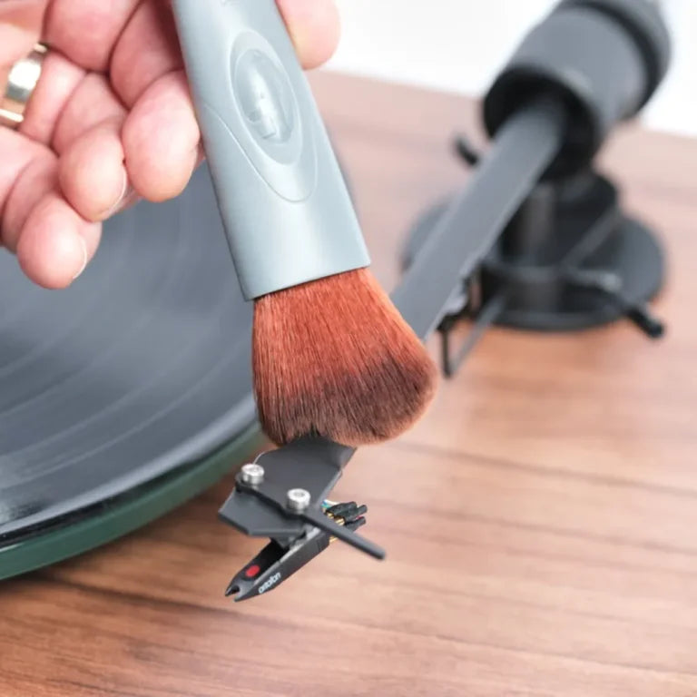 Music Nomad MN890 6 ‘n 1 Vinyl Record Cleaning & Care Kit