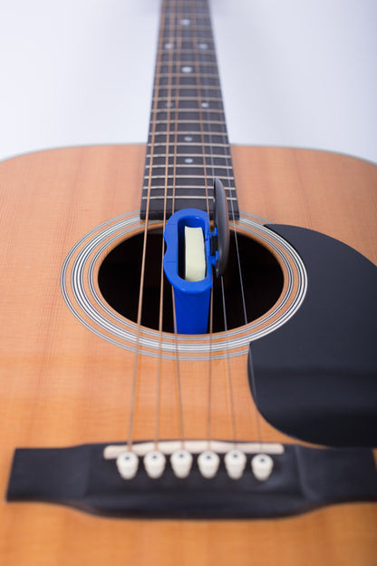 MUSIC NOMAD MN300 The Humitar - Acoustic Guitar Soundhole Humidifier