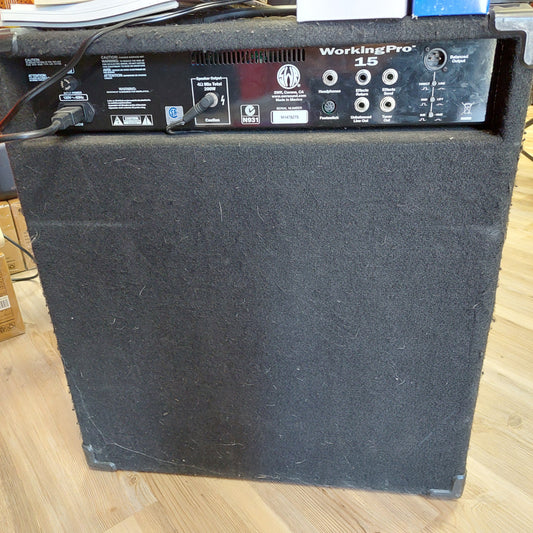 2000's SWR WorkingPro 15 200watt Bass Amplifier SN# M1478275