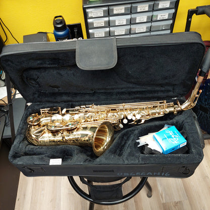 Jean Baptiste JB686 Alto Saxophone w/ D'Addario B5 Mouthpiece & Case (USED) SN # 686AL3G0004