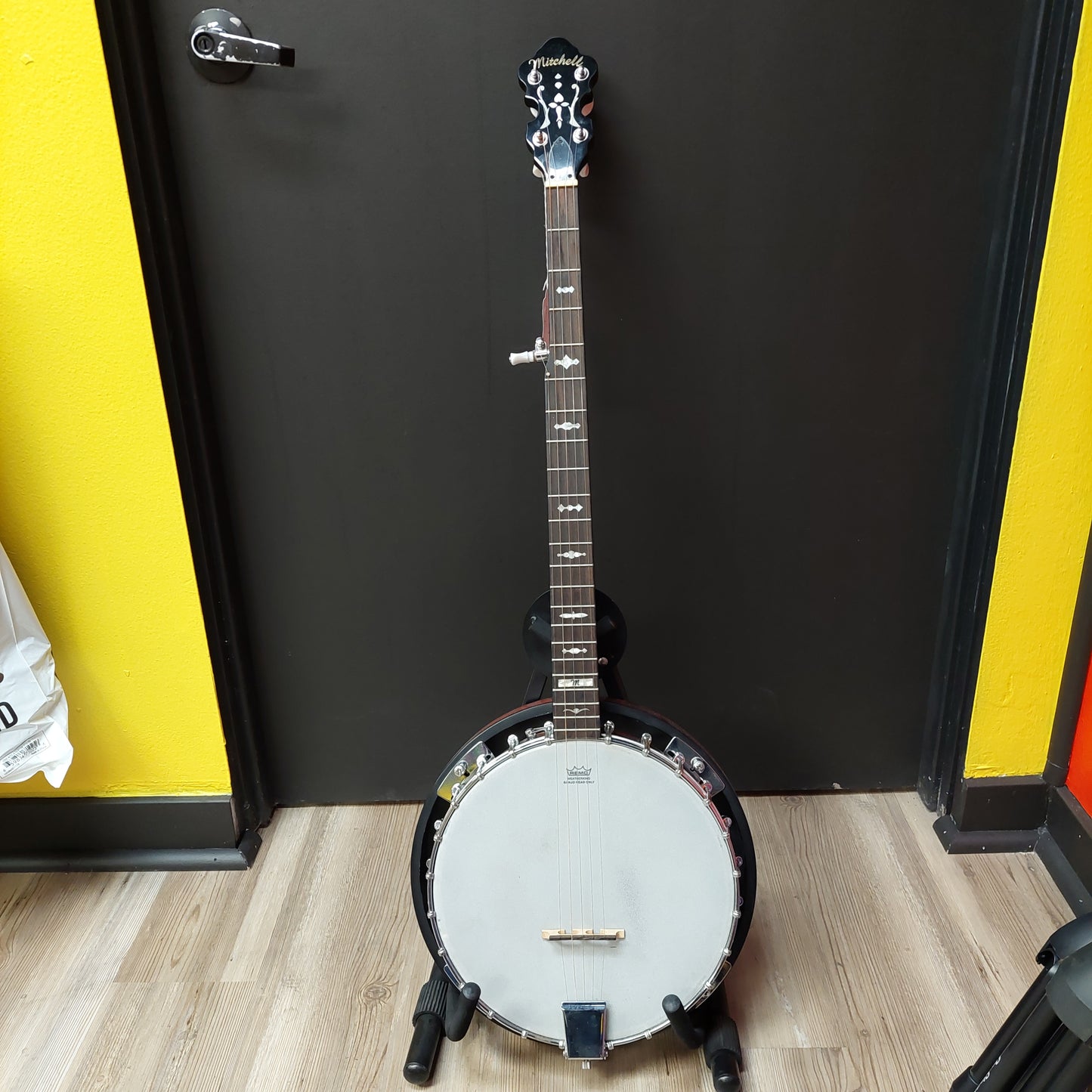 Mitchell 5-String Banjo (USED)