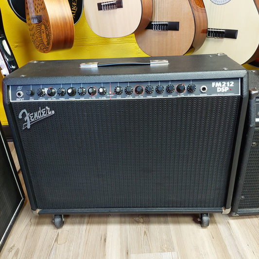 2000's Fender FM212 DSP 100W 2x12 Guitar Combo Amplifier