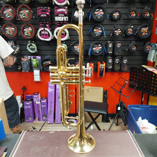1998 Yamaha YTR2325 Trumpet w/ Yamaha 11C4-7C Mouthpiece & Hardcase "Made In Japan"