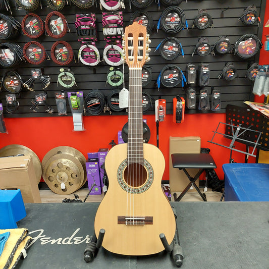 Sunlite 1/4 Sized Classical Guitar - GCN-200