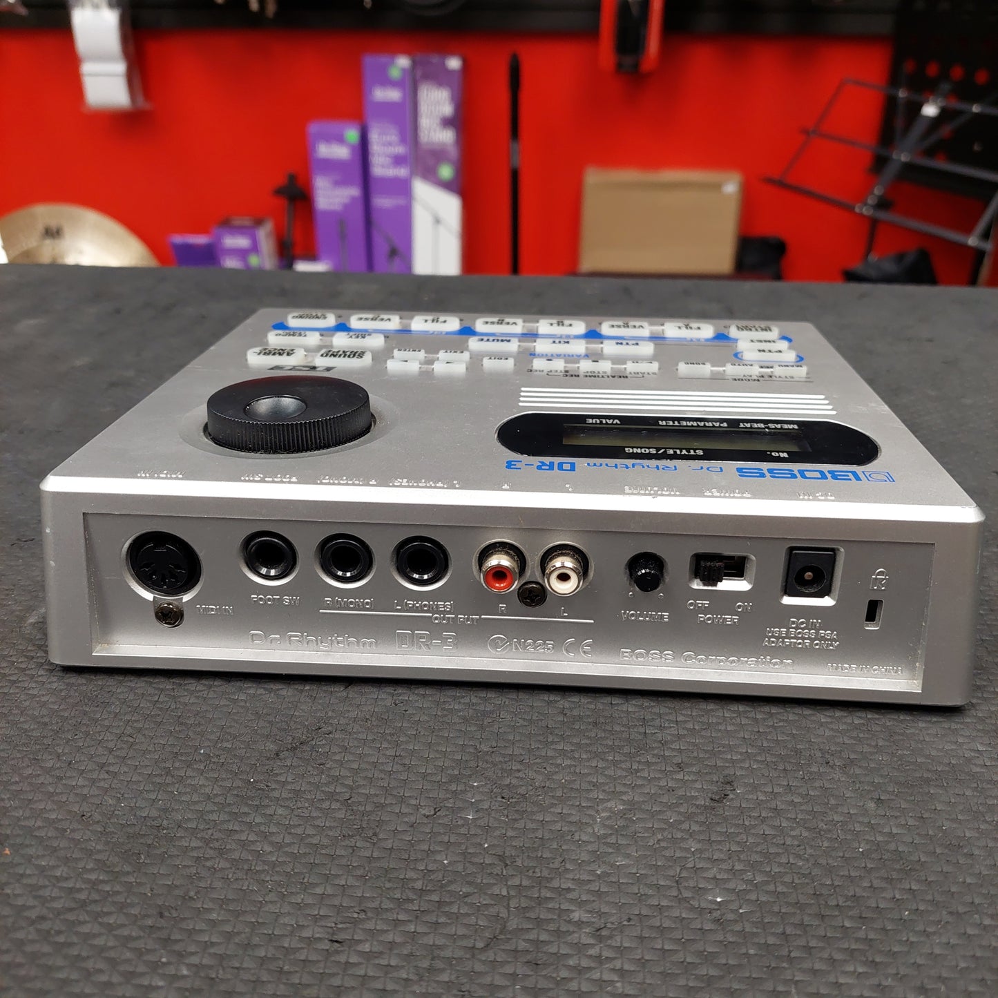 BOSS DR-3 DR RHYTHM DRUM MACHINE (USED) SN# (21) BS5550