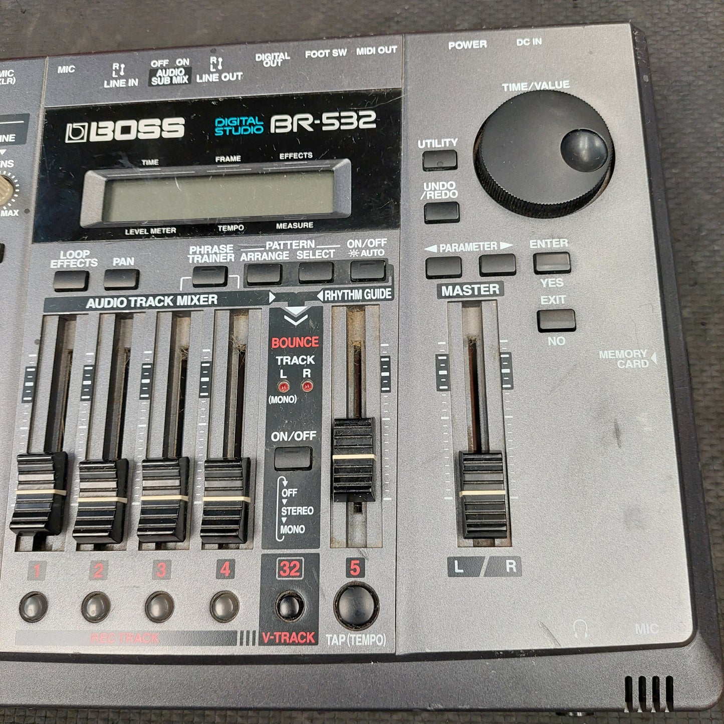 BOSS BR-532 Digital Studio w/ Flash Card Reader & Flash Cards (USED) "Made In Japan" SN# 21CQ89682