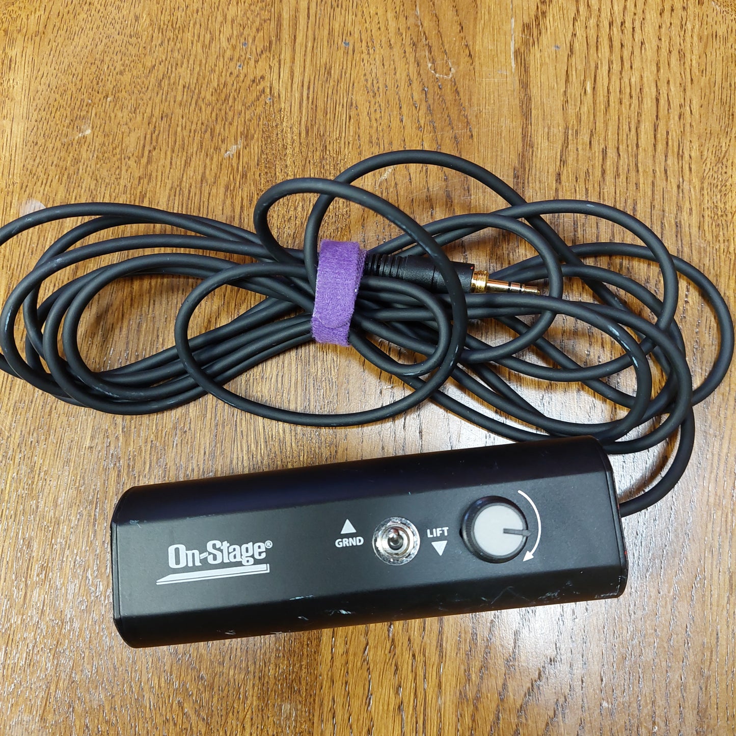 On-Stage DB100 Passive Laptop Direct Box (USED)