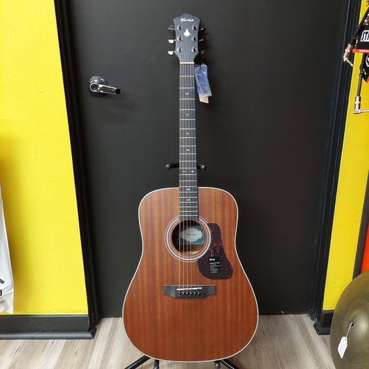 Mantic AG-380 Grand Auditorium Acoustic Guitar - Satin w/ Gig Bag