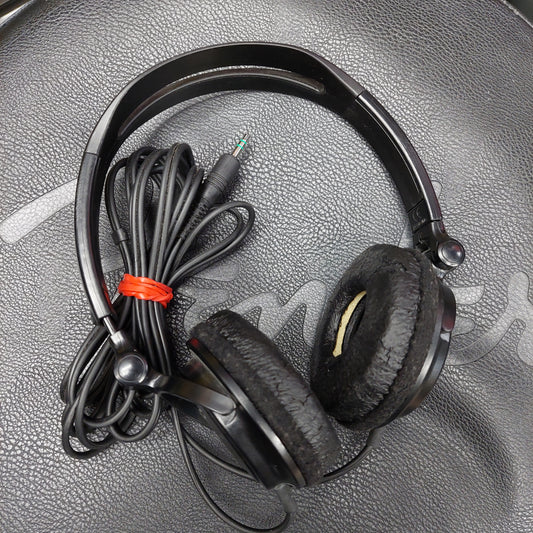 Sony MDR-V150 Headphones (USED)