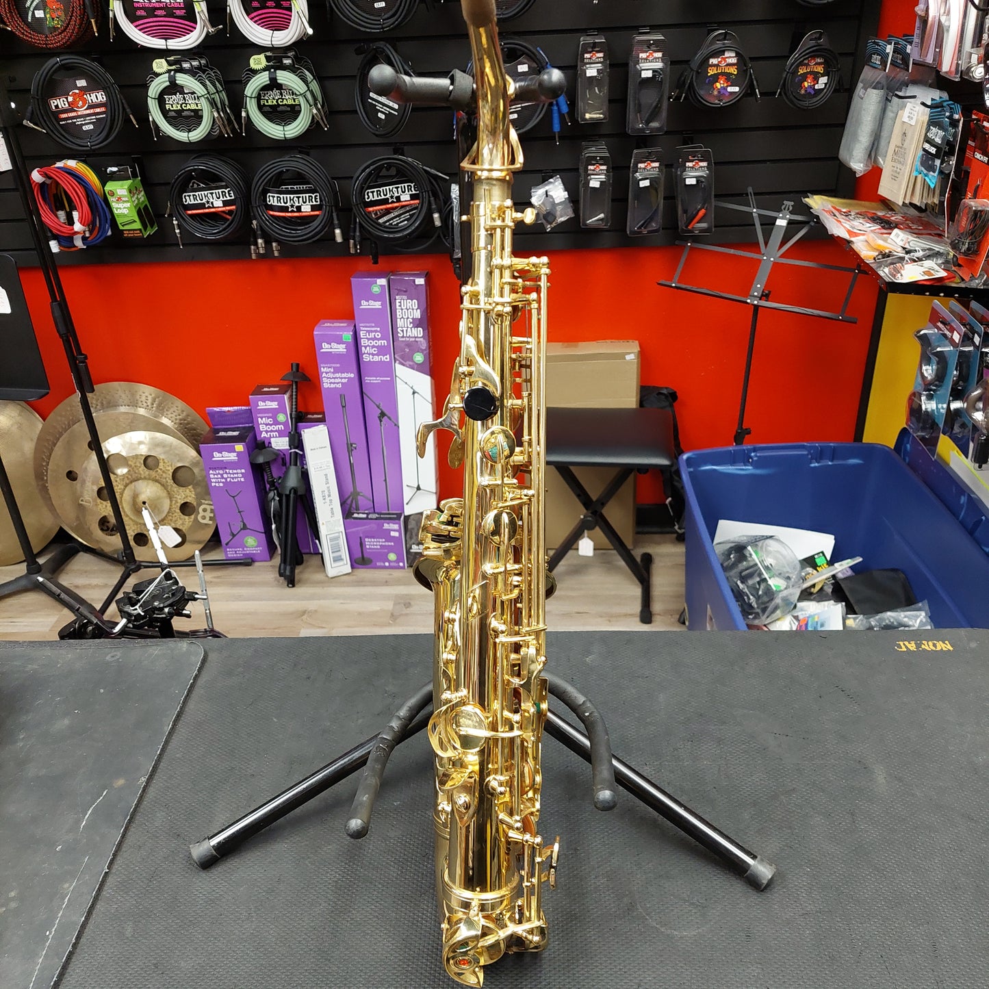 Alto Saxophone w/ Soft Case (USED)