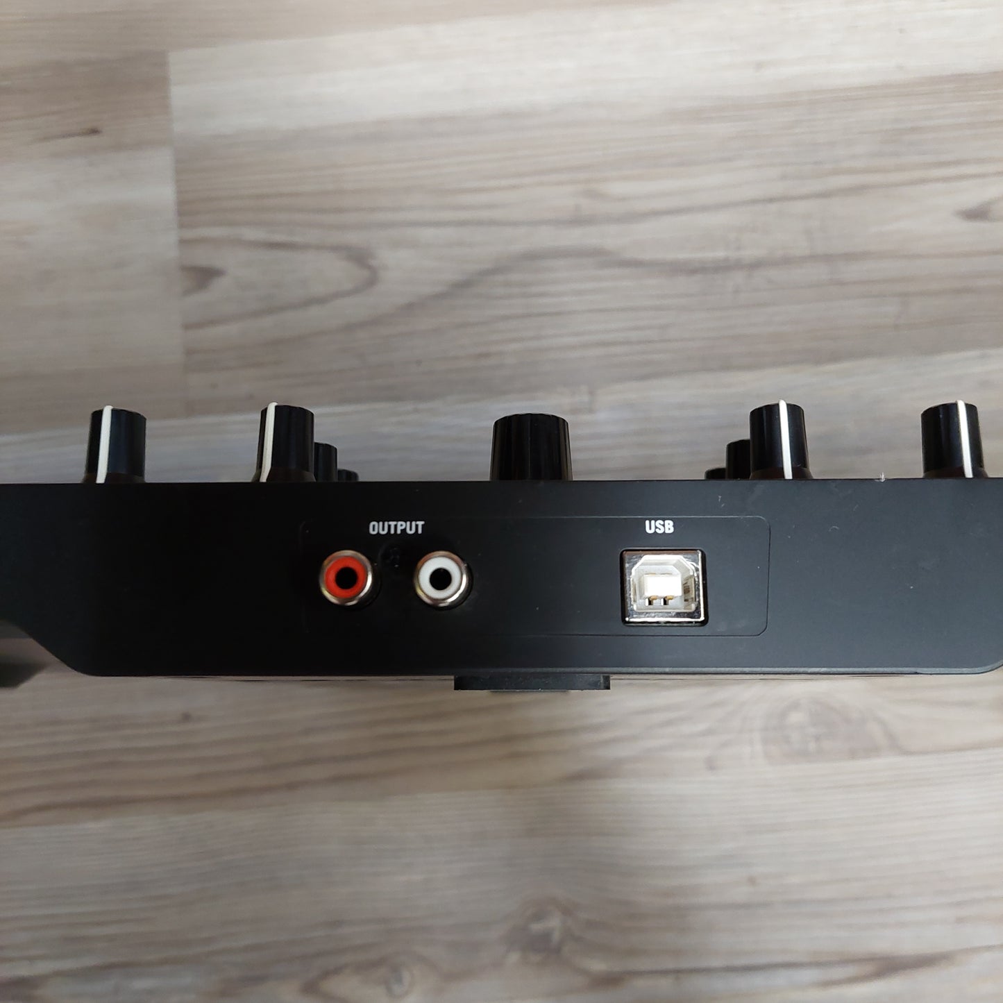 Numark Mixtrack Platinum Controller (USED) SN# (21)N31907191854255