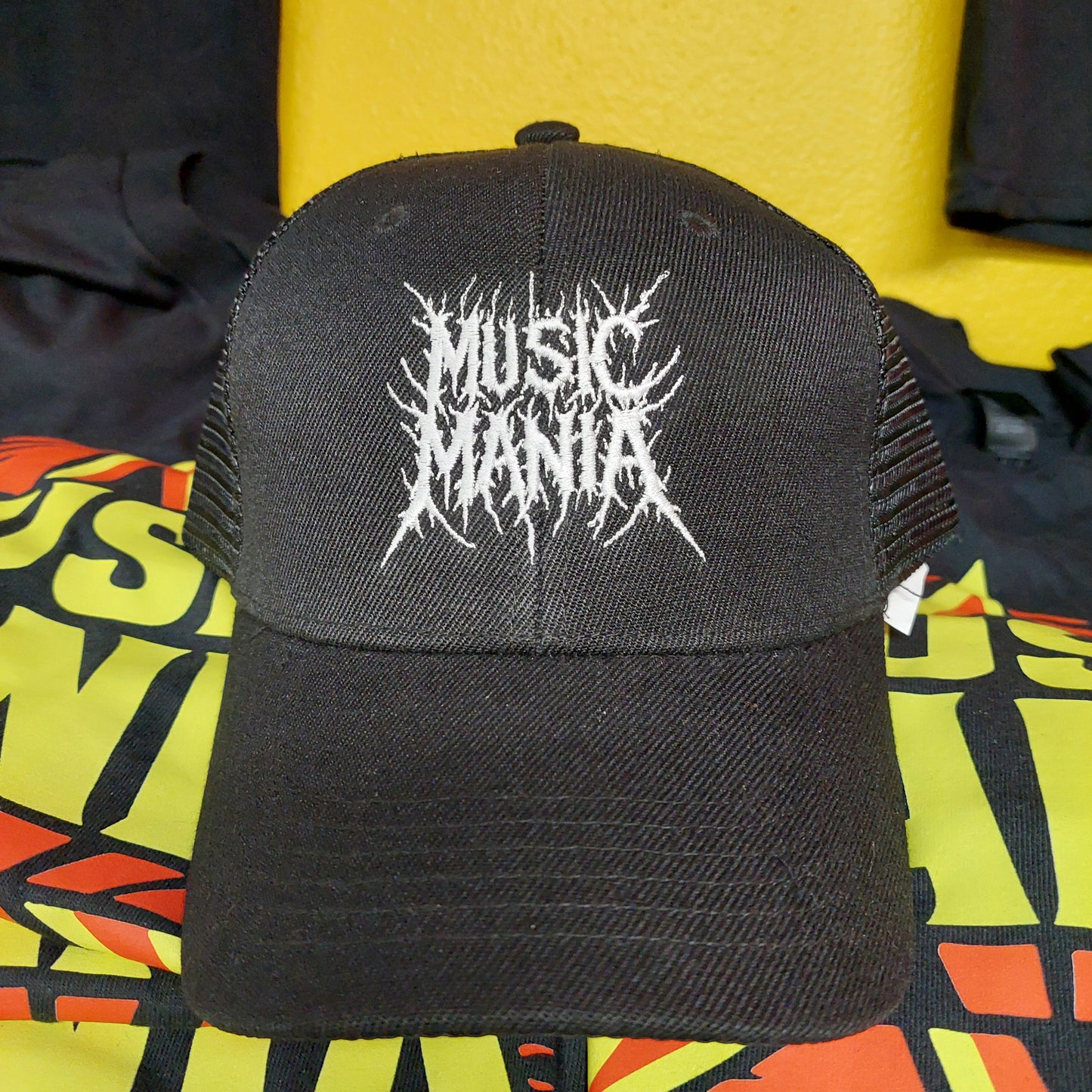 MUSIC MANIA METAL LOGO TRUCKER HAT - BLACK