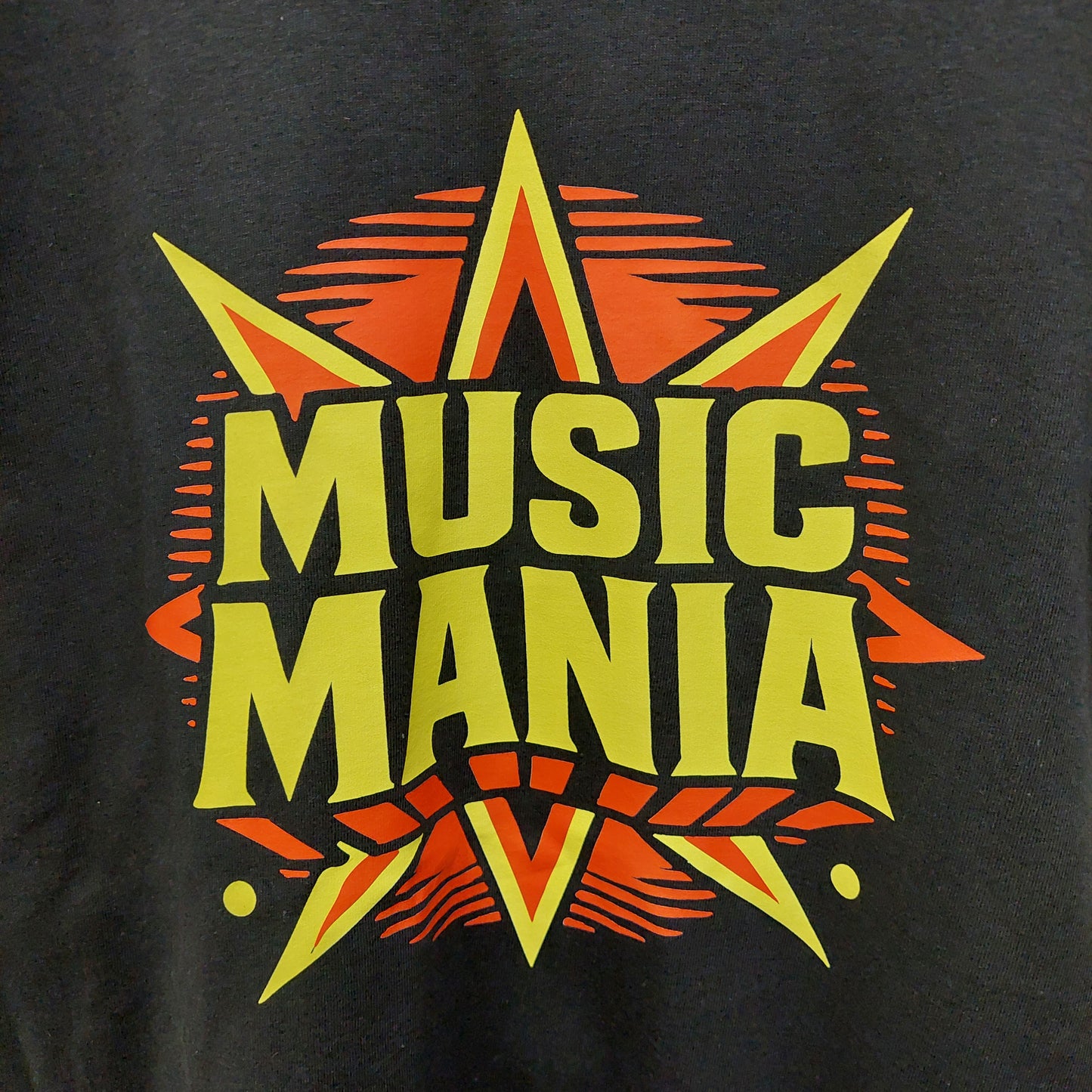 MUSIC MANIA TEE SHIRT - BLACK