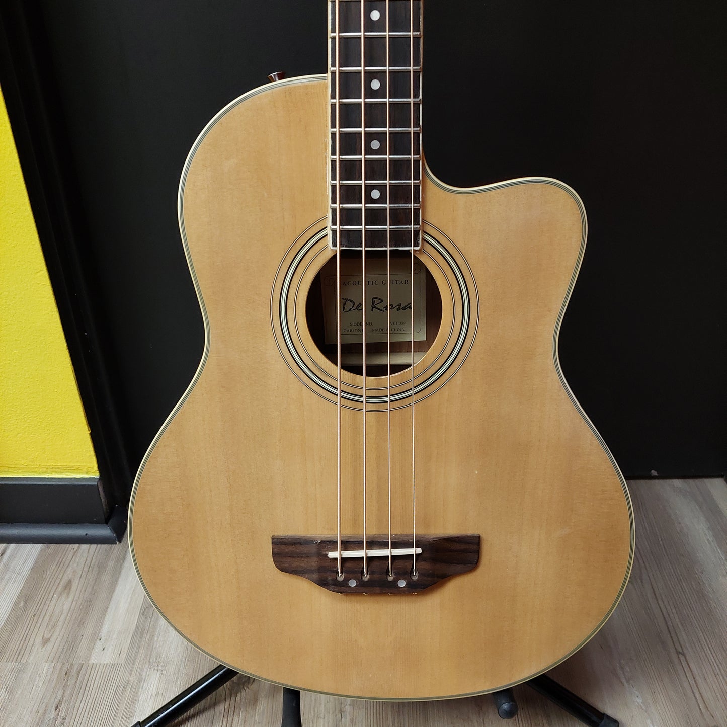 De Rosa GAB47-NT 5-String Acoustic Bass Guitar w/ EQ - Natural (USED)