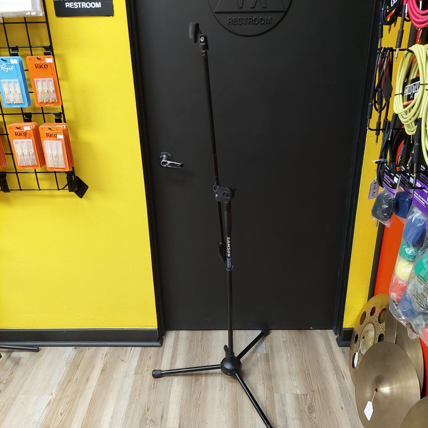 Samson Microphone Stand - Black (USED)