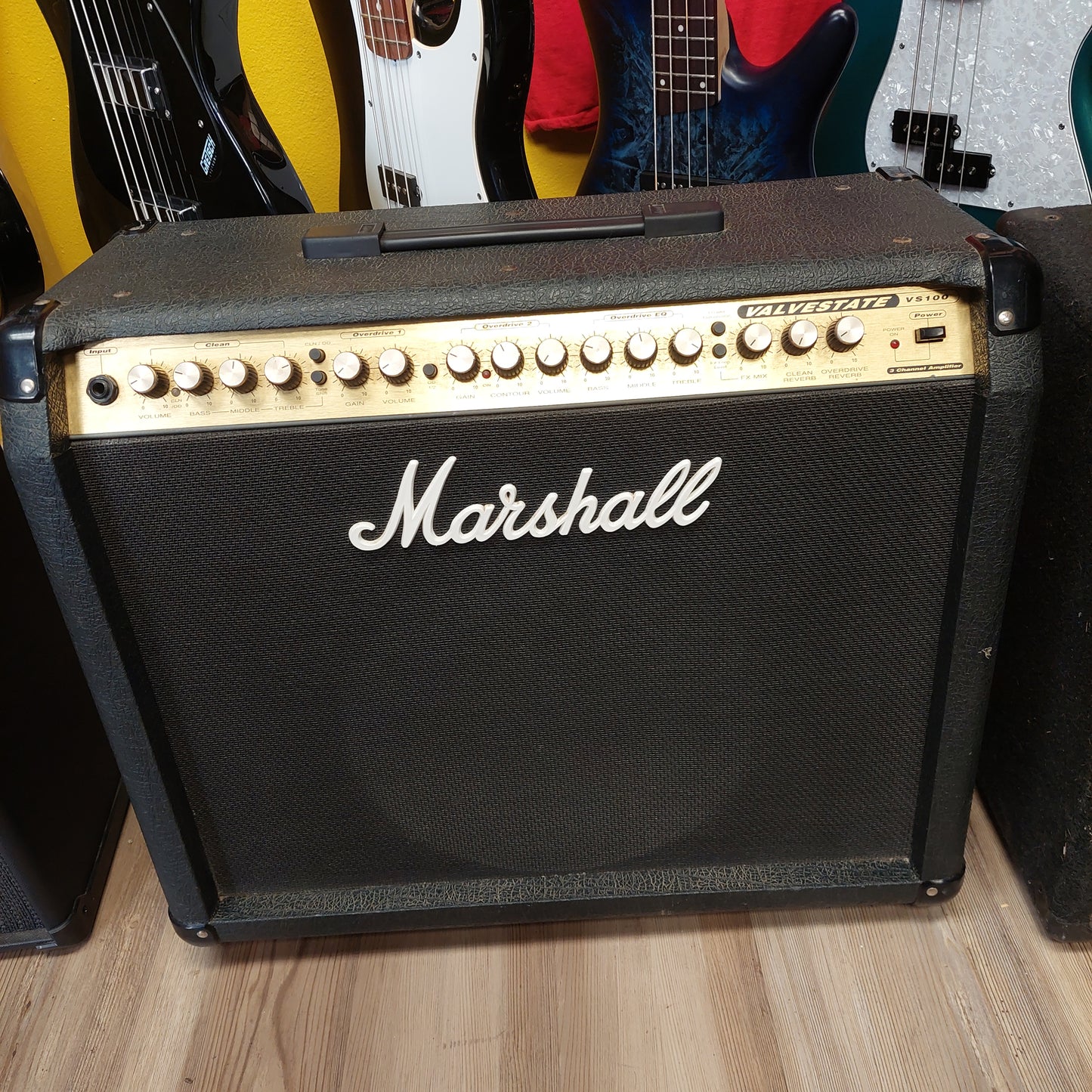 Marshall Valvestate VS100 3-Channel 100-Watt 1x12" Guitar Combo Amplifier (USED) "Missing One Rubber Foot"