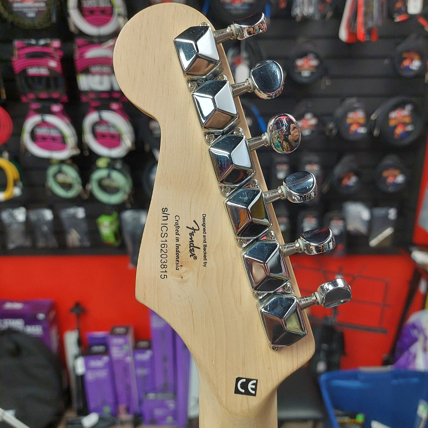 2016 Squire Mini Electric Strat - Pink SN# ICS16203815