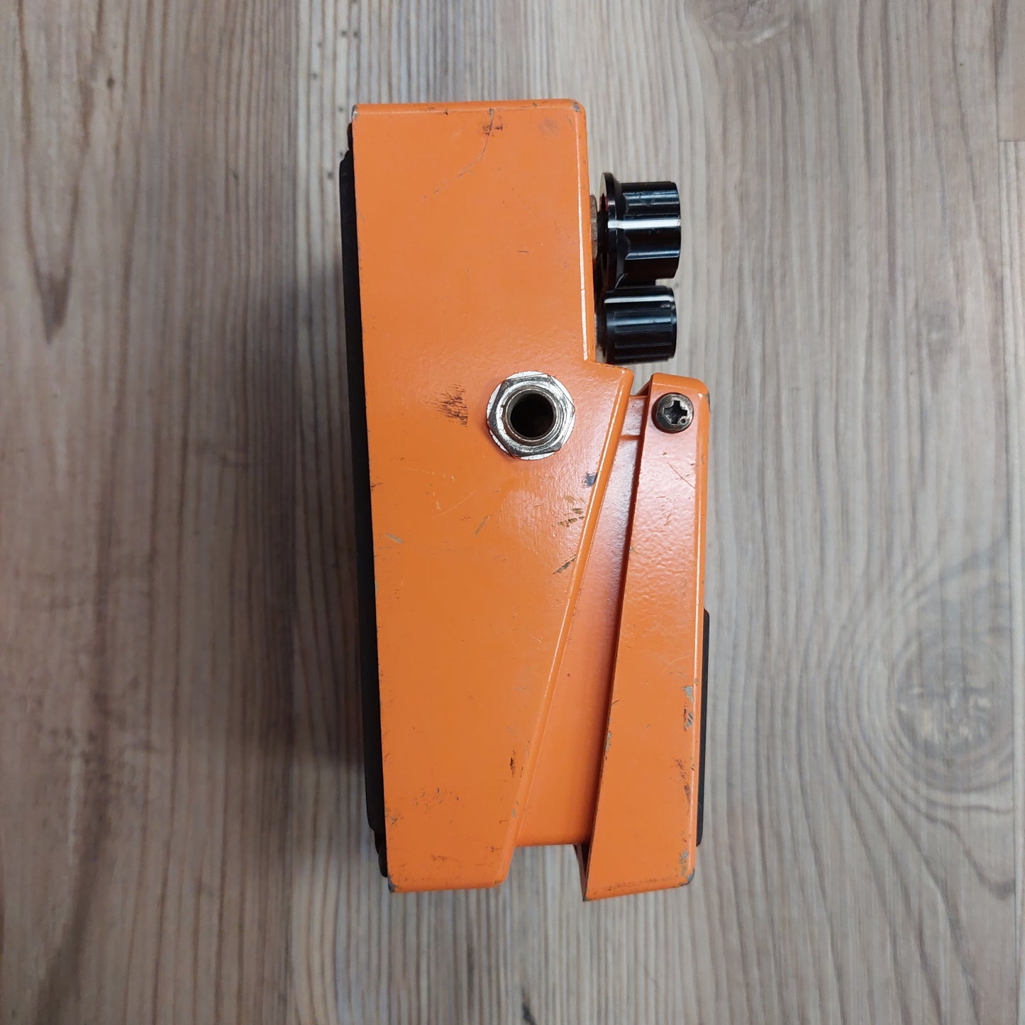 Boss DS-1 Distortion Pedal USED) "Made in Taiwan" SN# LR32518