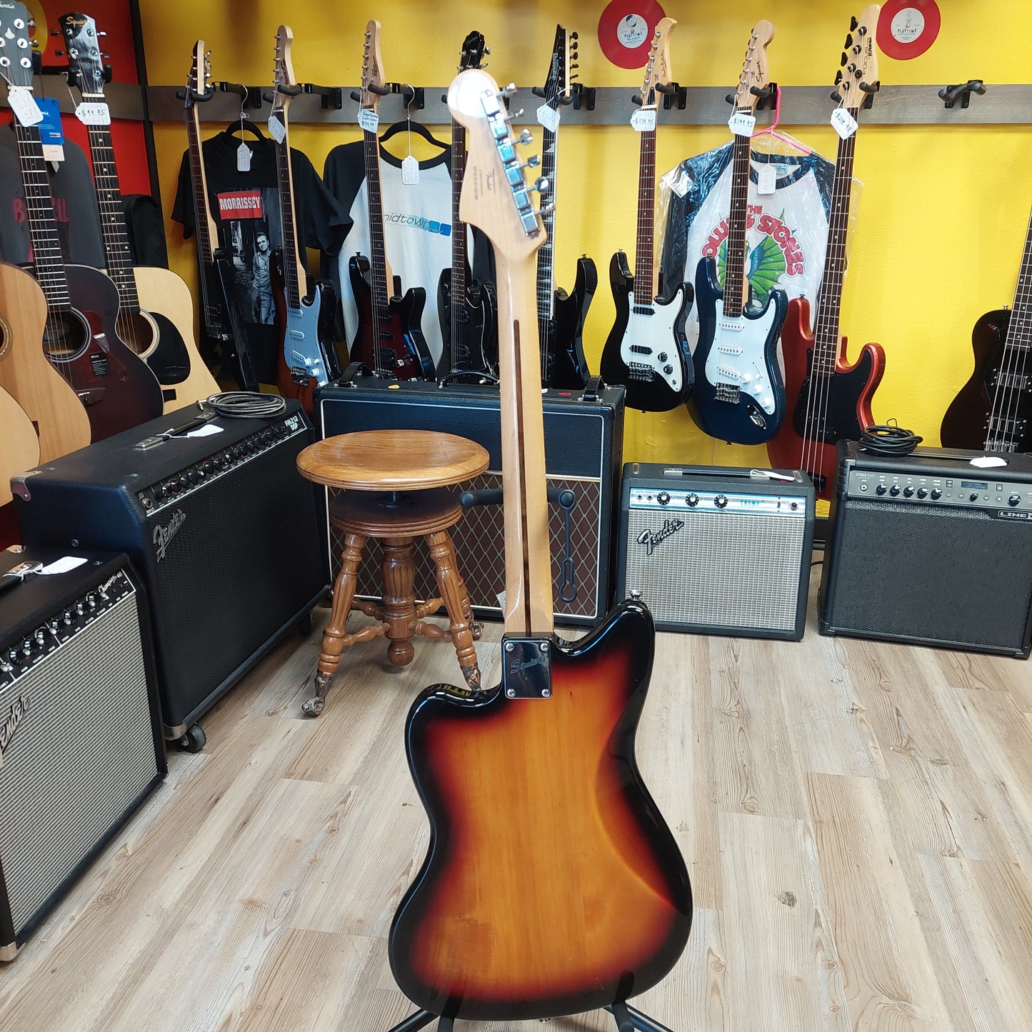2015 SQUIER VINTAGE MODIFIED JAZZMASTER ELECTRIC GUITAR - SUNBURST SN# ICS15142100