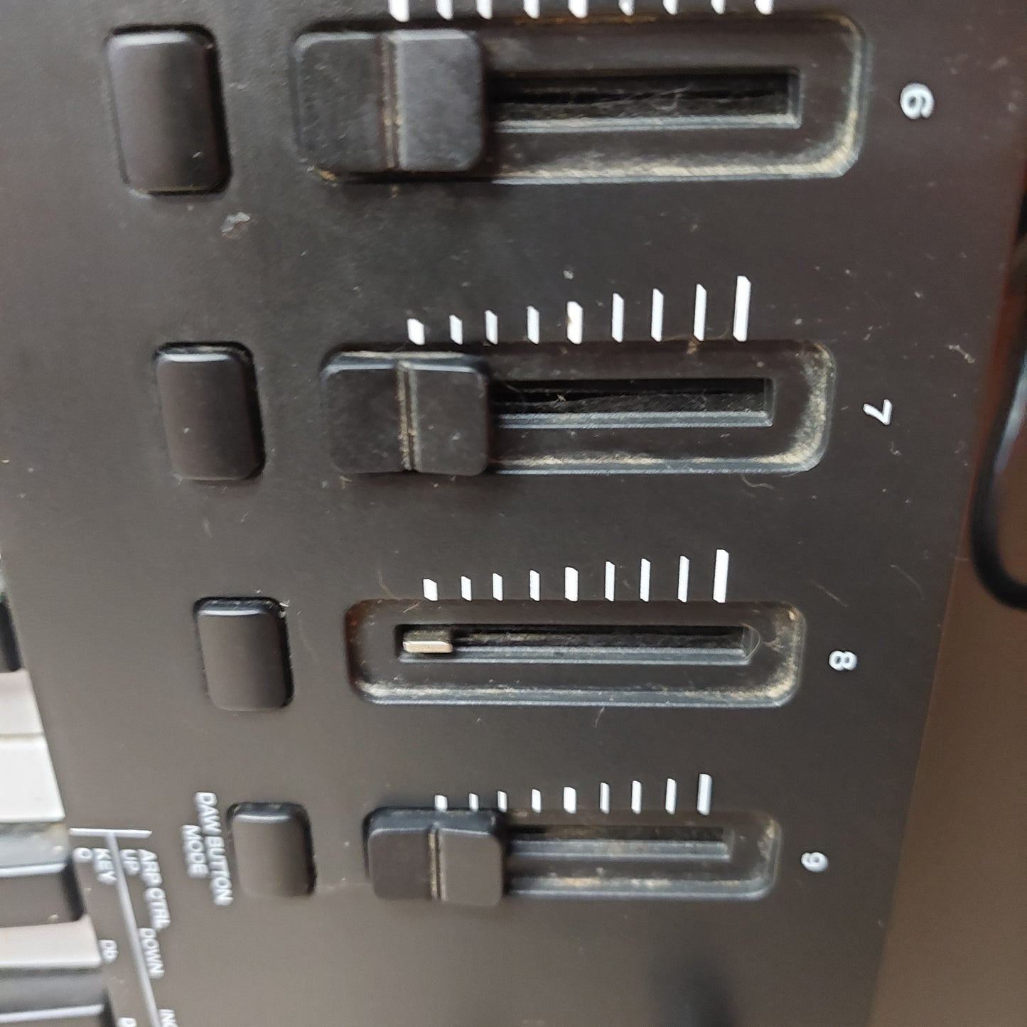 M-Audio Oxygen 61 Midi Keyboard (USED) "Sold As Is" (Power Button Stuck on On Position & Missing 1 Slider Knob) SN# (21)B5210544062