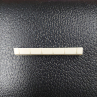 Classical Guitar Nut Plastic 52.5 x 6 x 9.3-8.8 - Ivory