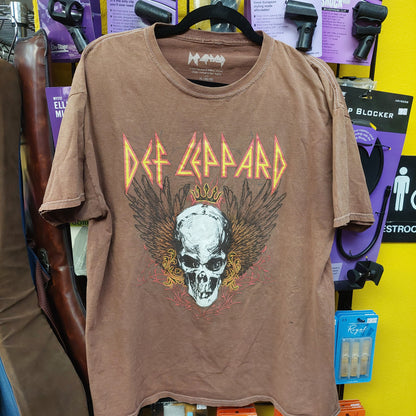 2017 Def Leppard Crown Skull Logo T-Shirt - Light Brown - XL (USED)