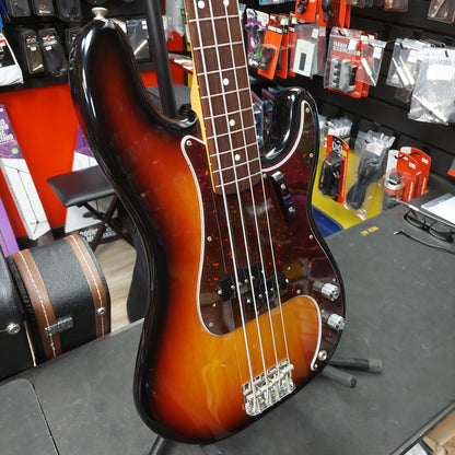 2002 Fender American Vintage '62 Precision Bass, Rosewood Fingerboard, 3-Color Sunburst SN# V138025